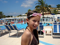 swimming pool at Cocody Beach