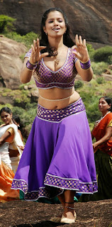 Actress-belly-chain