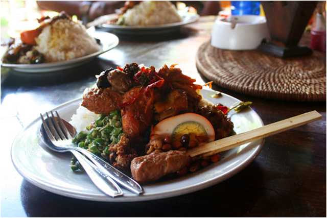 5 Tempat Berburu Kuliner Murah Di Bali