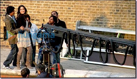 SRK and Kareena on sets of Ra.One  1