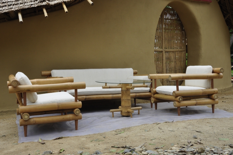 Contoh kursi  sofa minimalis dari  bambu  Isi Rumahku
