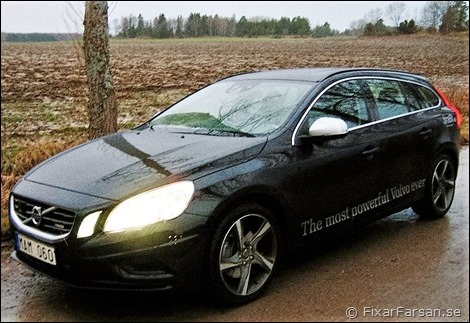 Test-Volvo-V60-T6-AWD-Black-R