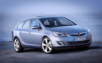 Opel Astra Sports Tourer Luxury Cars