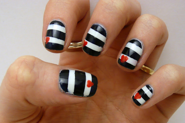As Seen on Pinterest: Nautical Nails