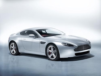 Aston Martin Sport inside car 4.3 V8 Vantage Wallpaper