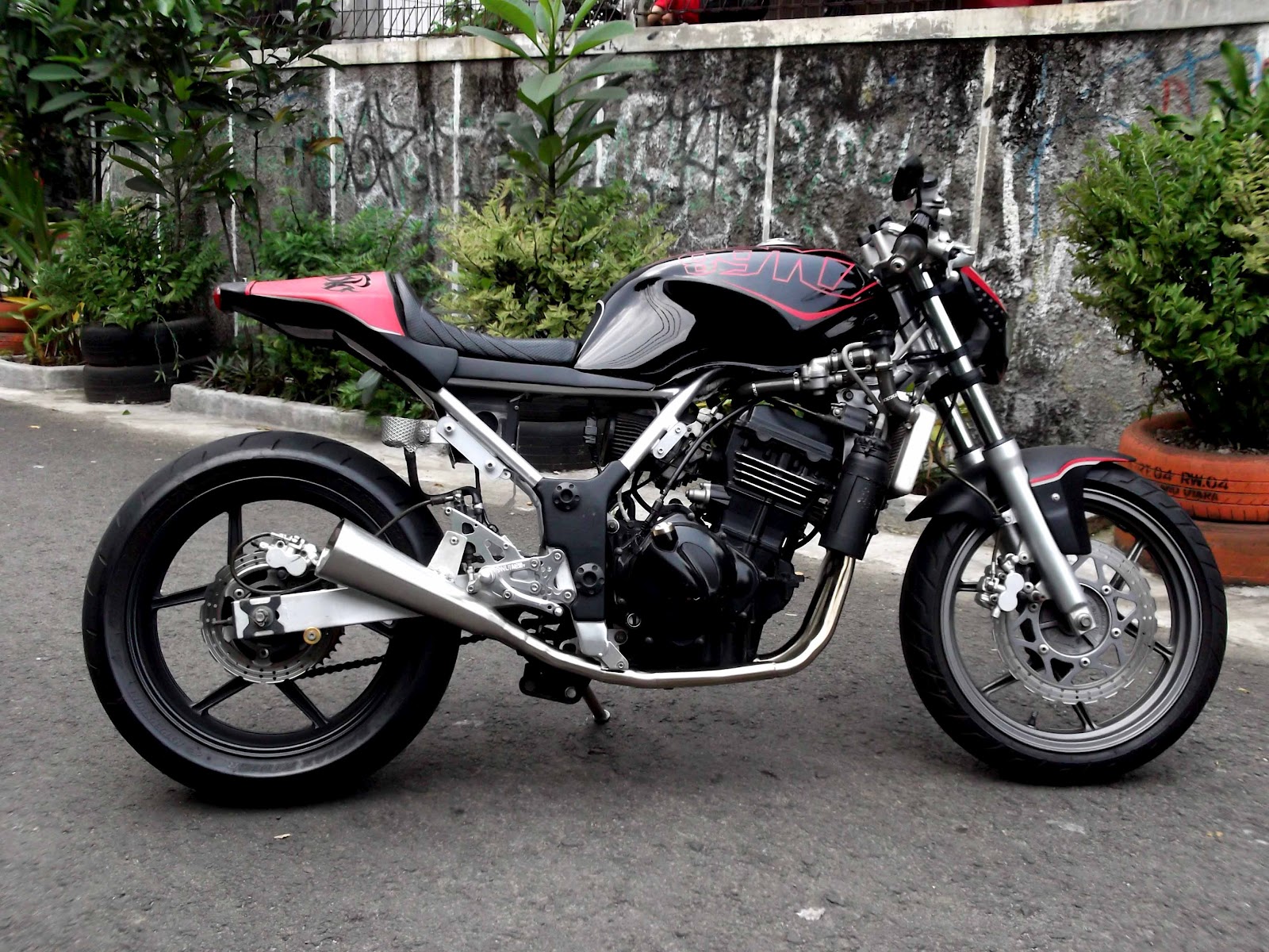 51 Kumpulan Modifikasi Satria Fu Cafe Racer Modifikasi Motor