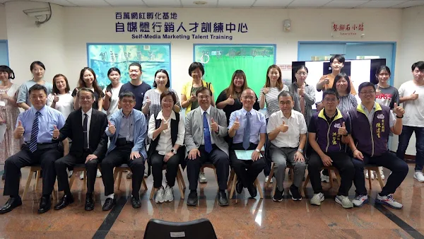 ▲建國科大今日啟動「2025全國高中職短影音創作挑戰－MrBeast亞洲自媒體達人賽」，並同步啟用「網紅孵化基地」。（記者林明佑攝）