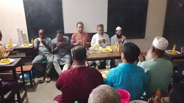 ঘাটাইলের ব্রাহ্মণশাসন ঈদগাহ মাঠের ইফতার ও দোয়া মাহফিল