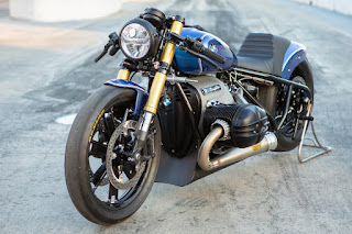 BMW R 18 Dragster by Roland Sands (2021) Front Side