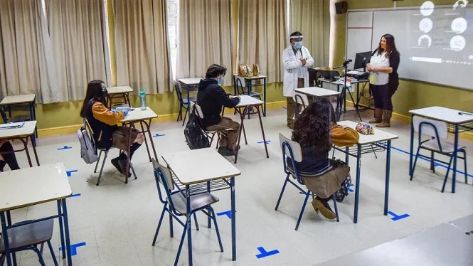 Hoy vuelven las clases presenciales en Mendoza