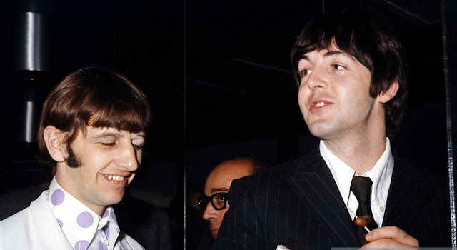 Ringo Starr y Paul McCartney, en los premios Melody Maker, Londres, 13 de septiembre de 1966