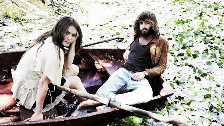 Daftar Album dan Judul Lagu Angus Stone 