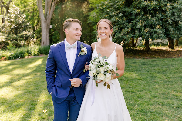 Spring Waterfront Wedding at London Town and Gardens in Edgewater, MD photographed by Maryland Wedding Photography Heather Ryan Photography