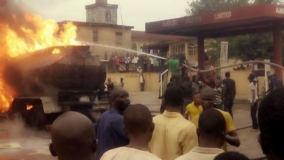 Tanker Fire Incident at a Filling Station in Ire, Osun State2