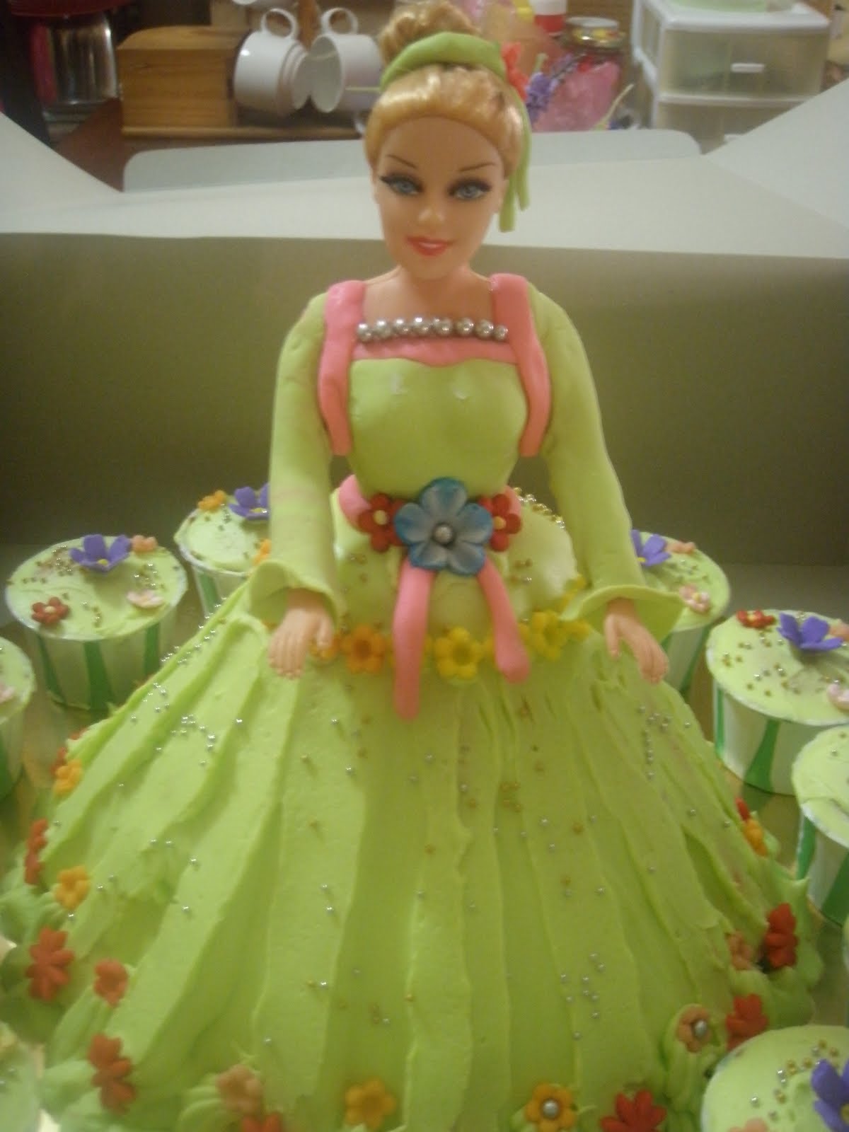 Sweet 4 my Sweet: KEK BARBIE DOLL (STEAM BUTTERCREAM)