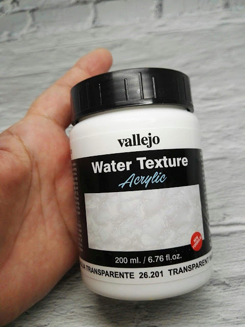 Vallejo Earth Texture Acrilic prodotto per simulare l'effetto acqua per diorami e miniature