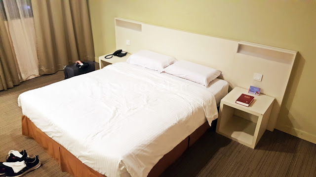 room at YMCA Singapore International House