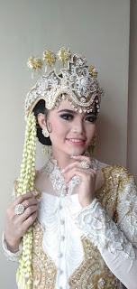 Kursus_make_up_pengantin_mojokerto