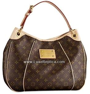 Here's some of the outstanding features of this Louis V bag: