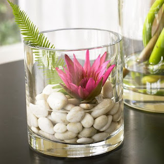 This image has an empty alt attribute; its file name is how-to-use-pebbles-to-decorate-your-interior-3-500x500.jpg