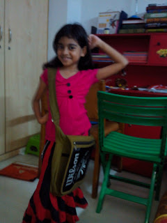 Ashpia going to school with best style