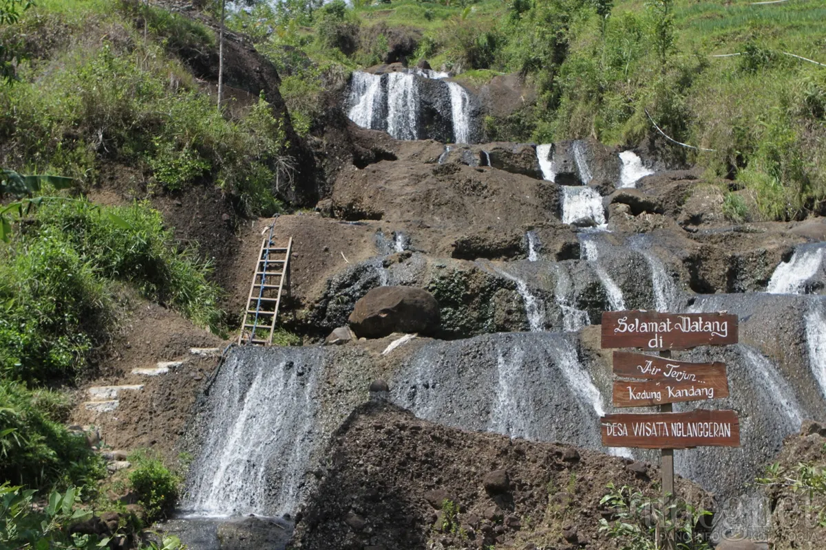 Air Terjun Tujuh Tingkat