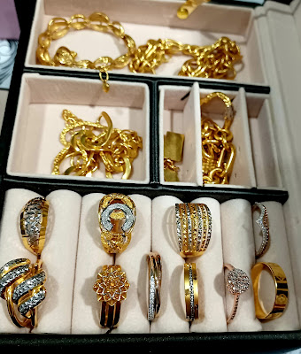 Tambah Koleksi Jewellery Box, Kali Ini Warna Hitam Pulak