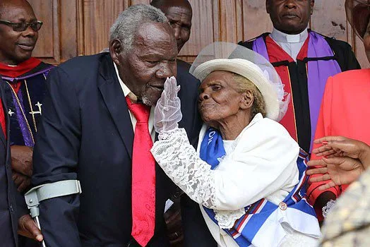 Photos: After 63 years of living together, ten children, 21 grandchildren, many great grandchildren, Kenyan man, 94, finally weds his 93-year-old lover