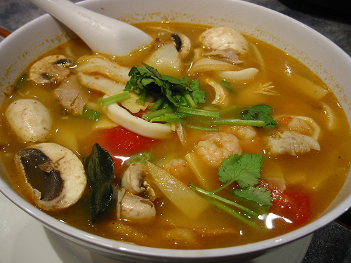 CARA MEMBUAT SUP TOM YUM ( TOM YAM )  Akbar El Hamed