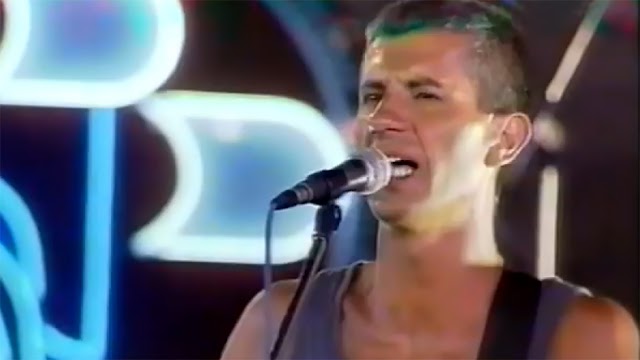Kako je Milan Mladenović 1993. god. odbio svirati u Banjaluci zbog srušene džamije (VIDEO)