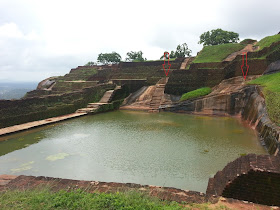 No exit, closed platforms important for reptile aliens, indicated red arrows, viewpoints, sky survey, Sigiriya summit