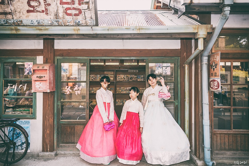 Gyeongbokgung Hanbok Experience