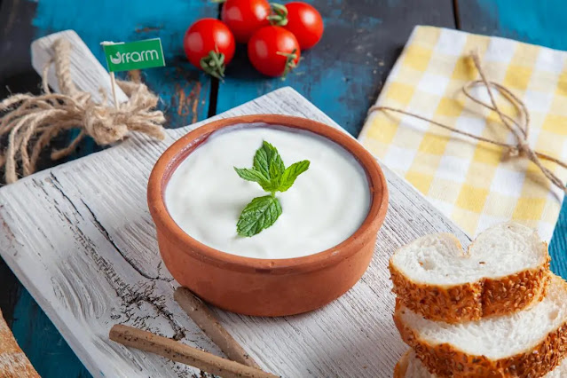 What is the correct way to curd?