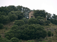 Zoom a la capella de Sant Andreu de Clarà