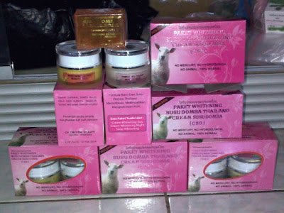 http://tokokosmetiksetiawan.blogspot.co.id/2016/10/jual-cream-susu-domba-csd-original-cv.html