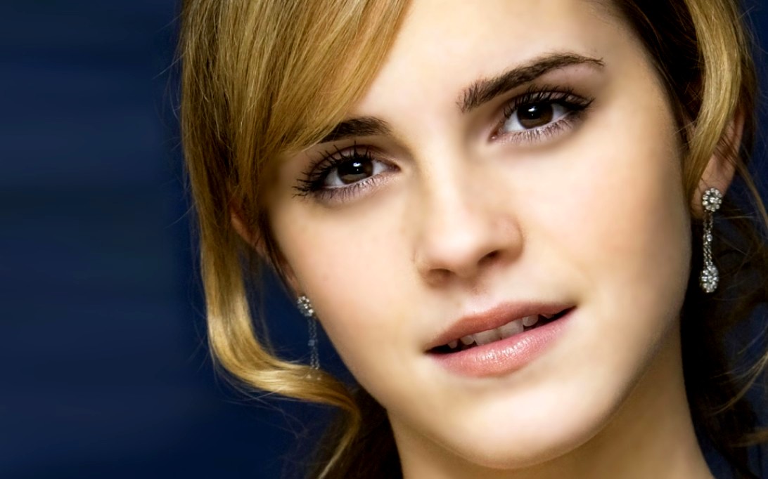 Emma Watson Wallpapers