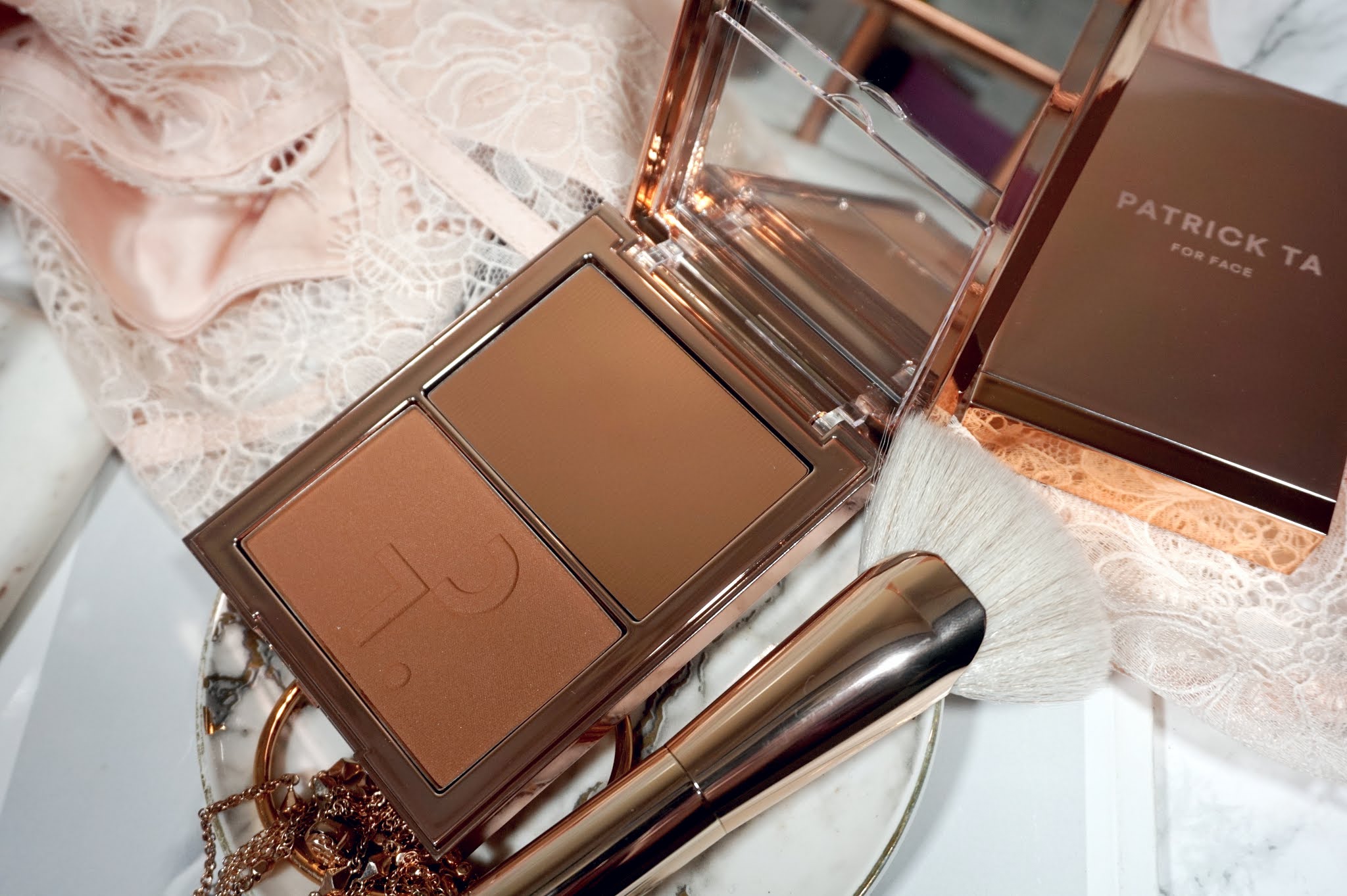 Patrick Ta Major Sculpt Creme Contour & Powder Bronzer Duo Review and Swatches