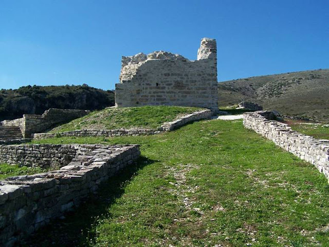 Ο Υστεροβυζαντινός πύργος της ακρόπολης