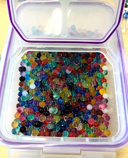 Using water beads, a collection of small trinkets, and some ziploc bags, you can have a fun, engaging activity for your students working on articulation goals!.