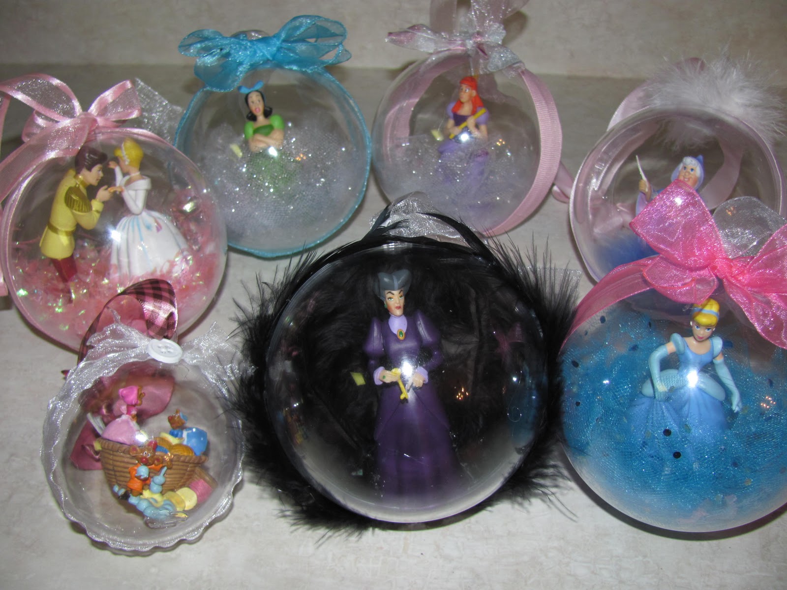 20 DIY  Disney  ornaments 