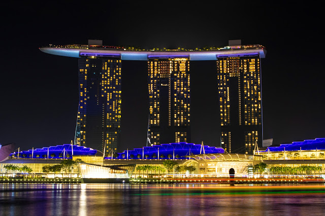 Marina Bay sands by night-Marina Bay-Singapore