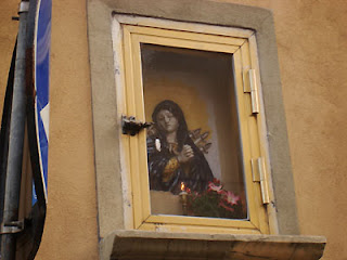 Tabernacoli Fiorentini Tablernacle in Florence Italy Devotional Art during the Plague Shrine