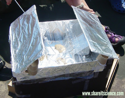 https://www.shareitscience.com/2016/07/solar-oven-STEM-engineering-design-challenge.html