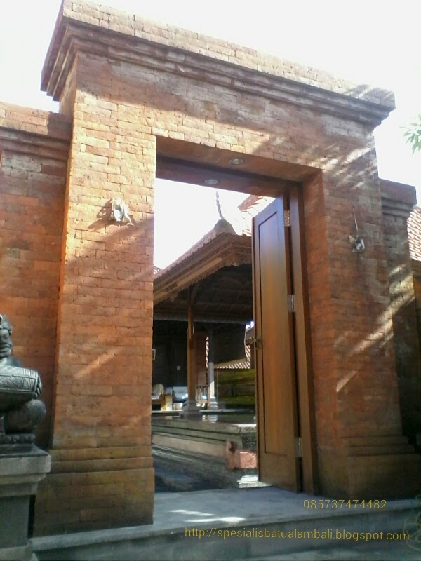 Gerbang antik bata ekspose Spesialis Batu Alam Bali