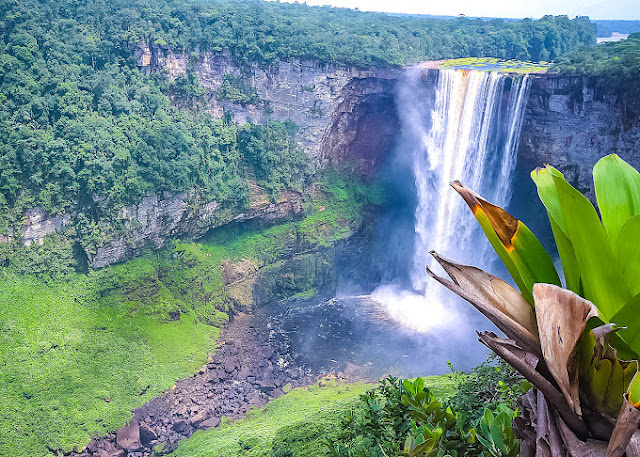 10 Fascinating Facts About the Kaieteur Falls