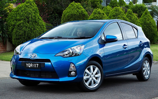 toyota prius c