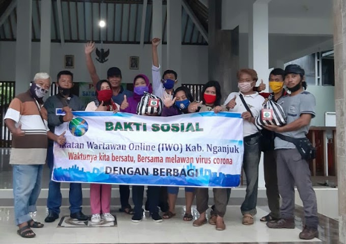 Hujan Deras  Tak Menyurutkan Semangat IWO Nganjuk Untuk Berbagi .