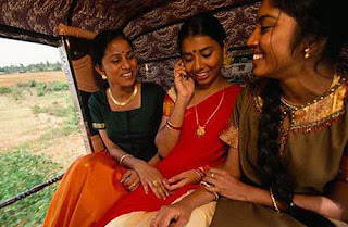 Wanita Jomblo India Dilarang Pakai Ponsel