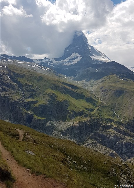 From Riffelberg to Riffelalp along the Mark Twain Weg