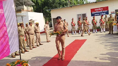 शहीद मुख्य आरक्षी दुर्गेश कुमार सिंह को दी गयी श्रद्धांजलि